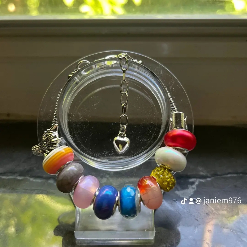 Handmade gorgeous  bracelets all colors